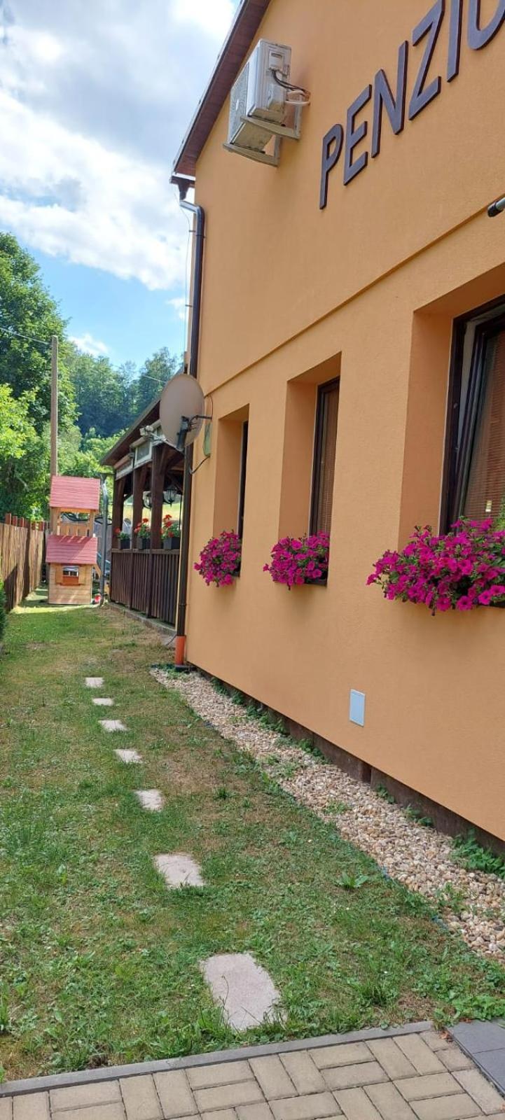 Rodinný pension U Soudku Rudník Exteriér fotografie
